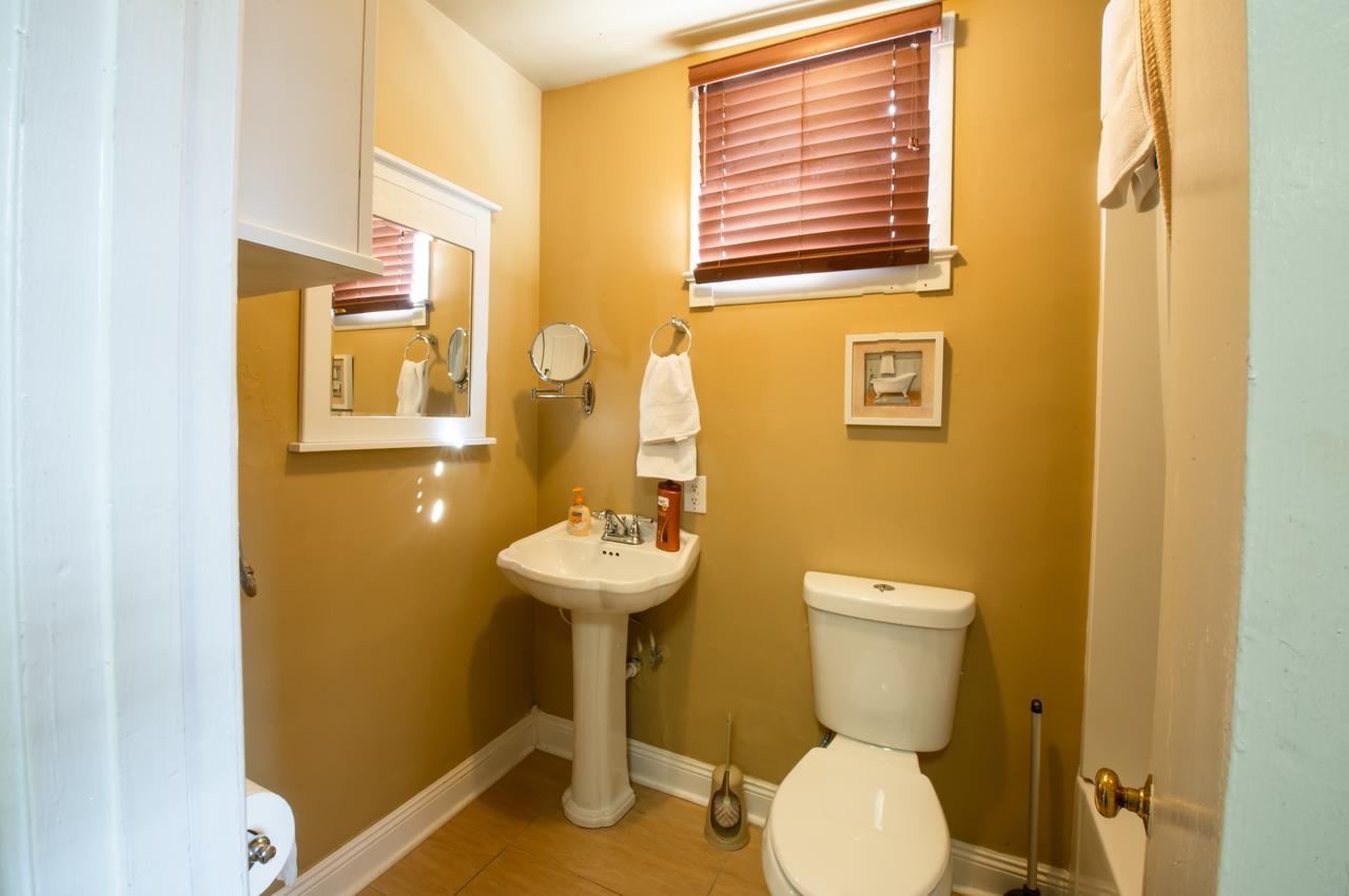 Nola Hostal